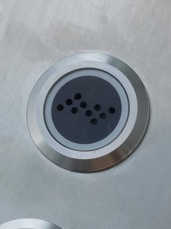 免唤醒语音乘梯系统被应用到慧指感免接触电梯按钮