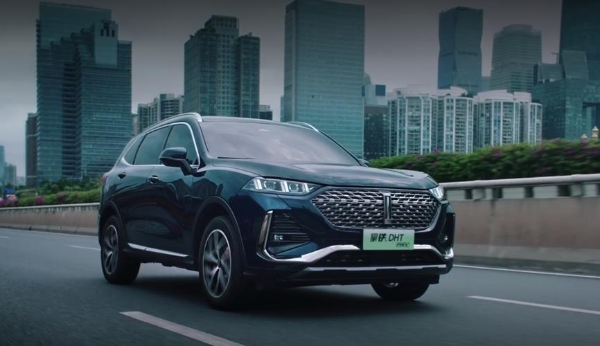 奶爸车型界的“卷王”，拿铁DHT-PHEV 8大关爱呵护儿童成长