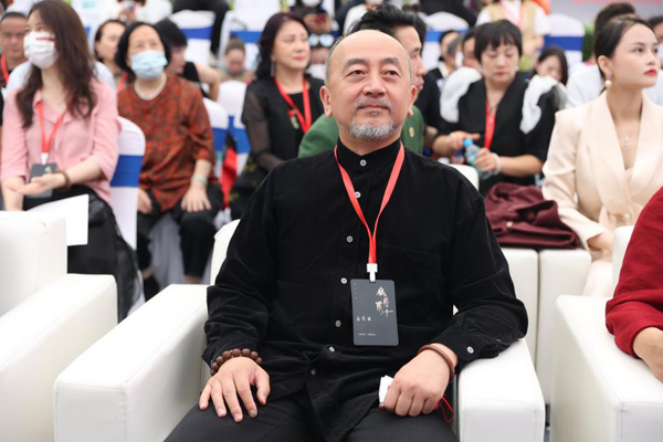历史传记题材电影《鸠摩罗什》于深圳正式开机