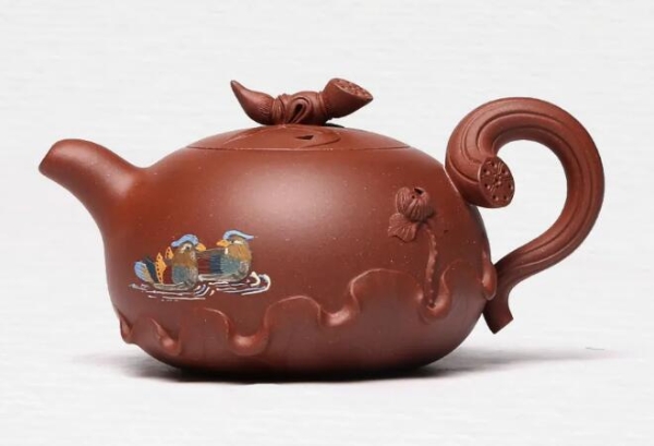 杨慧英紫砂壶——匠心桃花源