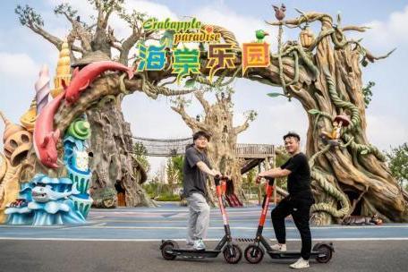九号轻骑共享滑板车入驻江苏盐城中华海棠园，为游客提供智慧微出行服务