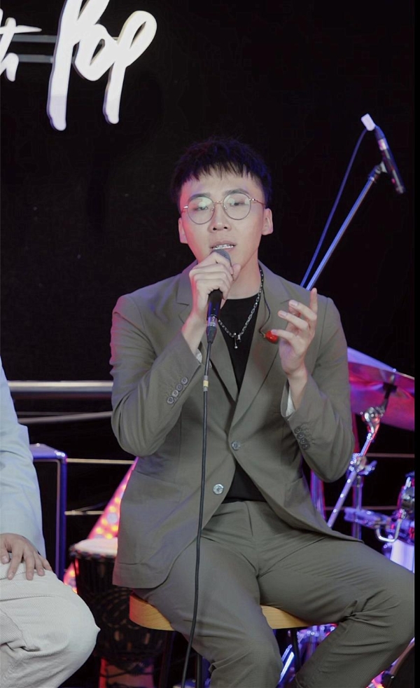 Douyin Hi Hi Singing Plan Penn Penn季节八星现场手指活动将成功完成