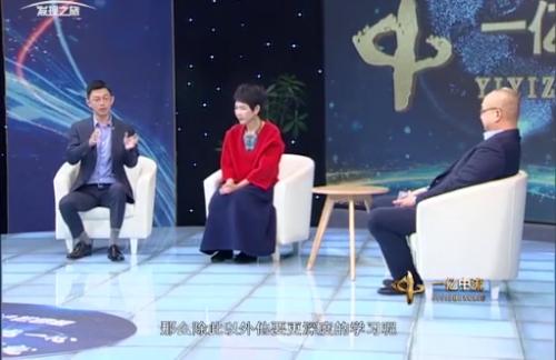 卢熠翎《减法的奇迹》荣登当当网多个榜单榜首：洞悉生活背后的内在智慧