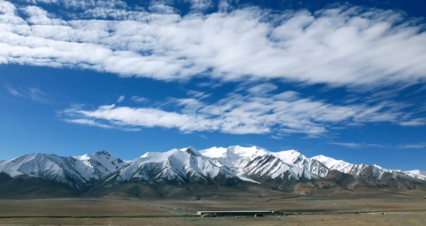 水源地成选水核心标准 昆仑山矿泉水占据消费升级先机