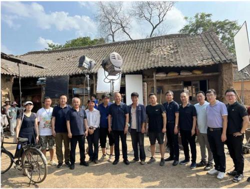 脚踏热土，直击现场！《山河锦绣》剧组探班