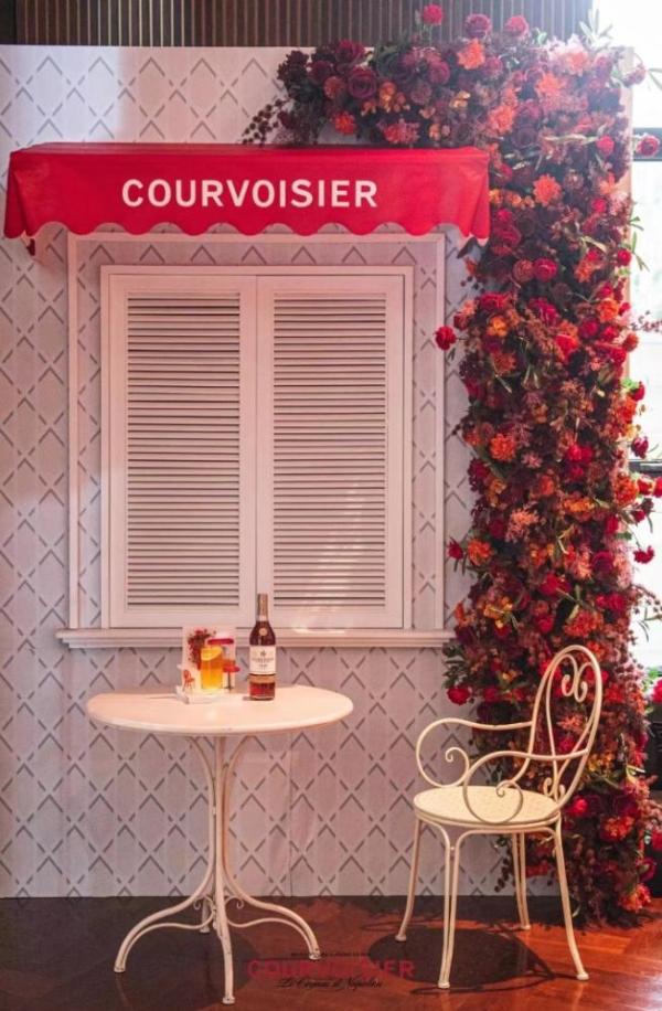 The new brand image of COURVOISIER presents the theme conference of 
