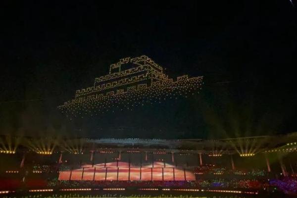荣光闪耀，精彩省运︱大漠大千架无人机升空为陕西省运会开幕式喝彩
