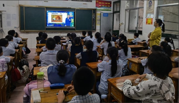 保鲜课后服务 汉寿东正街小学引入“鸿合三点伴”五育课程 