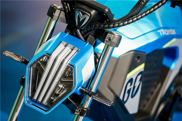 摩兽发布旗下首款新国标潮玩跨骑电自Pesgo one，官方售价4998元起