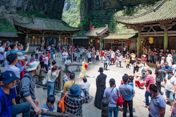 National Day tide play to see Wulong!Every day is not the same, hi turn over the golden week
