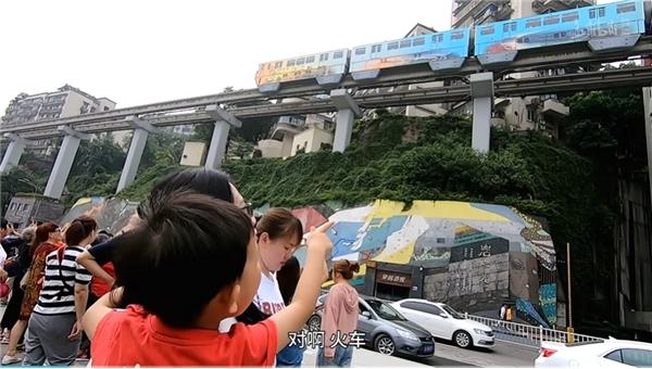 香港网友狂追TVB纪录片《无穷之路2：无价之保》，纷纷留言：祖国太美了！