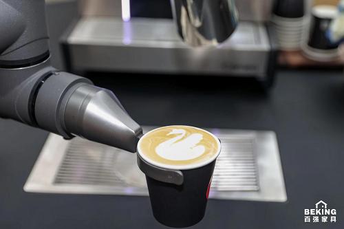 百强家具EU home欧罗汇以黑科技咖啡机器人演绎极致咖啡艺术