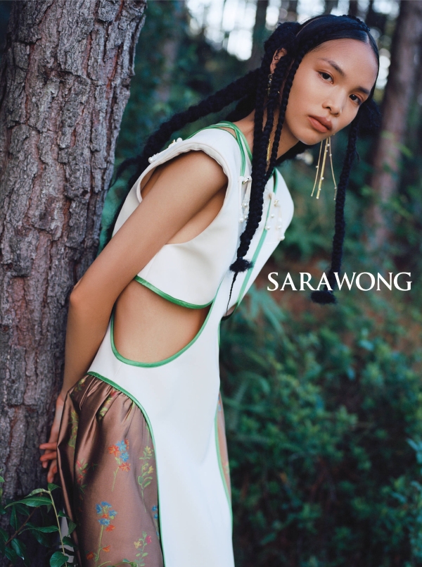 SARAWONG S/S 2023《山茶霁雪》 于米兰时装周 交融东西之韵