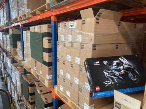 美国奥莱4000+品牌喜迎天猫双11 菜鸟专机跨境闪送最快一周达