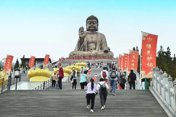 南山旅游景区精彩继续，恰逢重阳，暖心献礼！