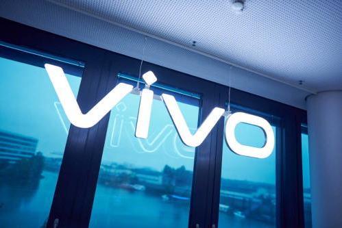 保值率跻身三甲 vivo X80系列因何成旗舰爆款