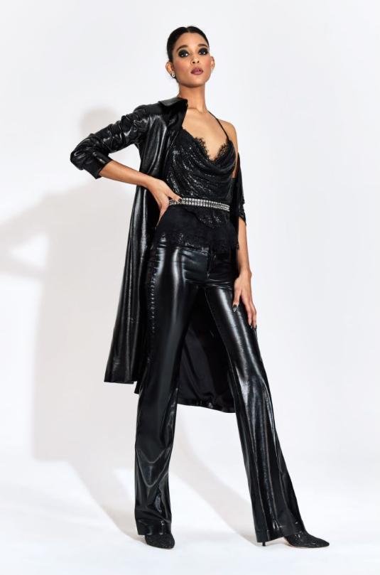 alice + olivia 2022秋冬系列——以Vegan Leather诠释多面女性