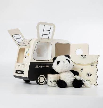  十一周年限定，野兽派 × jELLYCAT 联名熊猫噗噗;娃娃车正式发布