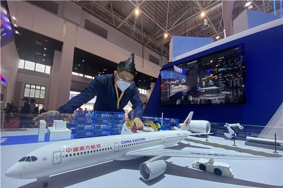 中国东航展台亮相第十四届中国航展，带您感受未来民航
