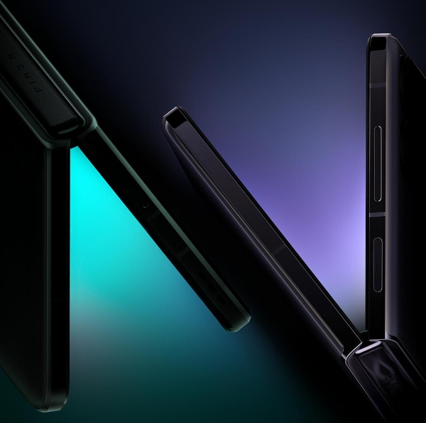 OPPO Find N2系列采用全新铰链技术，轻且强悍，开启折叠轻量化时代