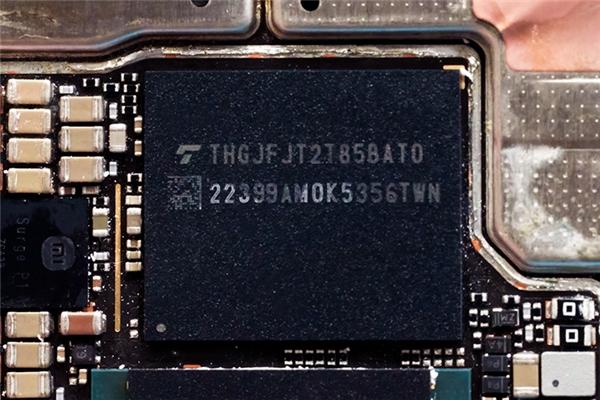 UFS 4.0发布到普及用时一个季度 它为何如此吸引手机？