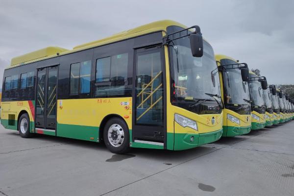  30台欧辉BJ6851客车正式交付莆田公交，让绿色交通「莆」「辉」八闽