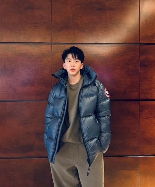  冬日明星衣橱大曝光，看看他们都穿了什么！