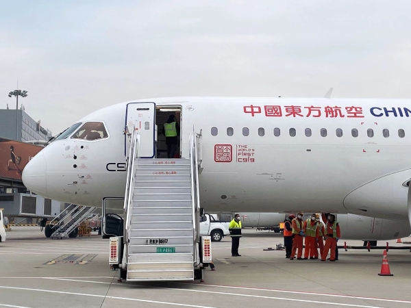  中国东航开启2023年航班运营 迎接民航业复苏的春天