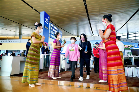  东航2023春节长假服务旅客出行超178.7万人次