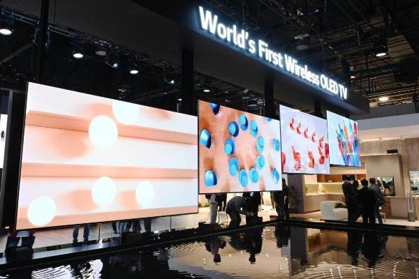 CES 2023: 全球OLED技术引领者， LG电子再次突破与创新