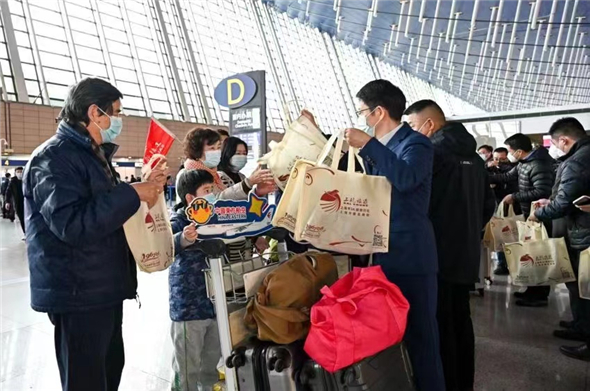 出境团队旅游业务重启，东航国际（地区）航线预计2月底将恢复至60条