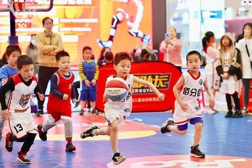  燃爆全场 莱德队长小篮球赛“无兄弟不篮球”在广州打响 