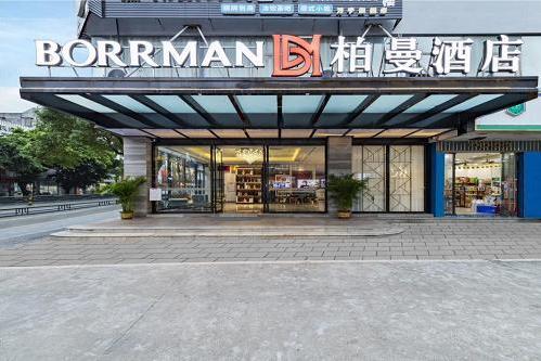 柏曼酒店万宁首店业绩持续走高，中档酒店下沉存量市场前景可期