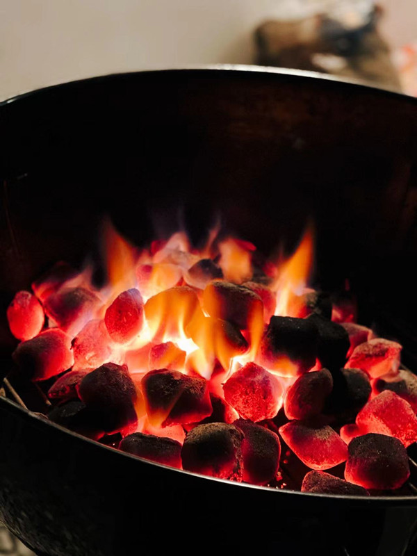 BBQ引炭，从此易如反掌 全球BBQ领导品牌Weber威焙推出100%天然引燃块