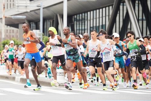  李宁闪耀东京马拉松 跻身精英跑者穿鞋榜前五