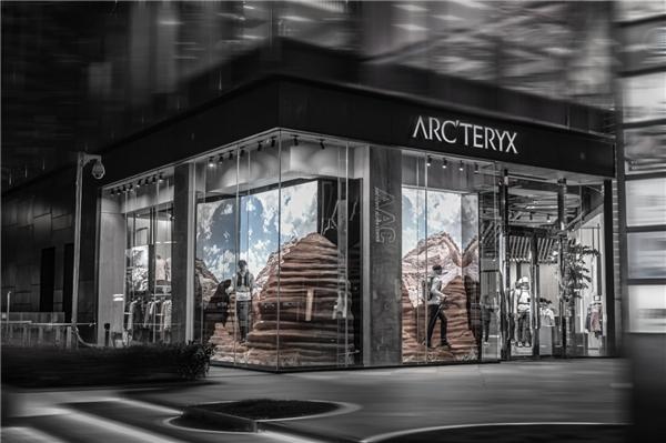 探秘神奇喀斯特｜始祖鸟Arc’teryx 2023春季艺术橱窗