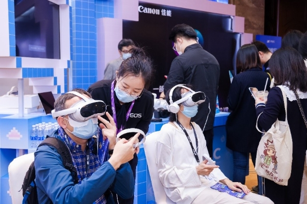 佳能连续参展年度VR盛会，引领VR视频制作走向大众的新时代