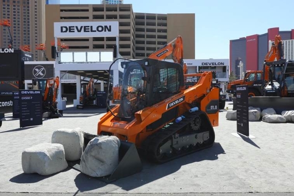  DEVELON（迪万伦）燃爆美国 CONEXPO-CON/AGG 2023 展