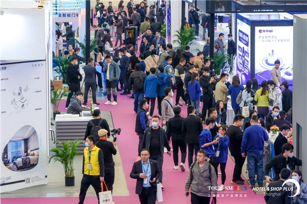 酒店机器人数智新应用 | 博歌携temi机器人亮相上海国际酒店博览会