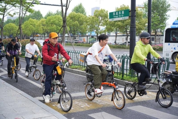 BROMPTONJUNCTION杭州万象城开业，拓展骑行生活方式新触点