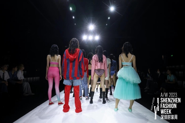  高士再登深圳时装周，以运动潮流演绎可持续时尚