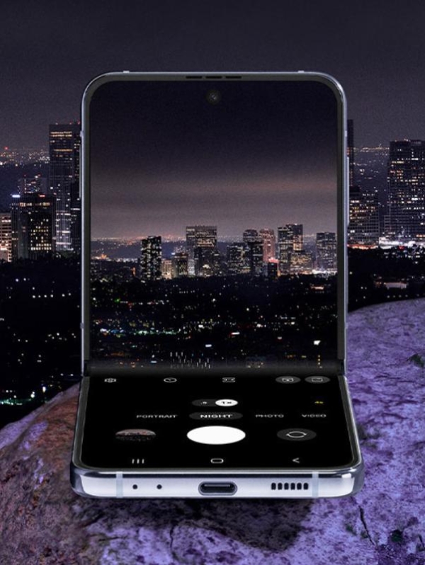 三星Galaxy Z Flip4：用出众的体验为五一假期带来更多精彩