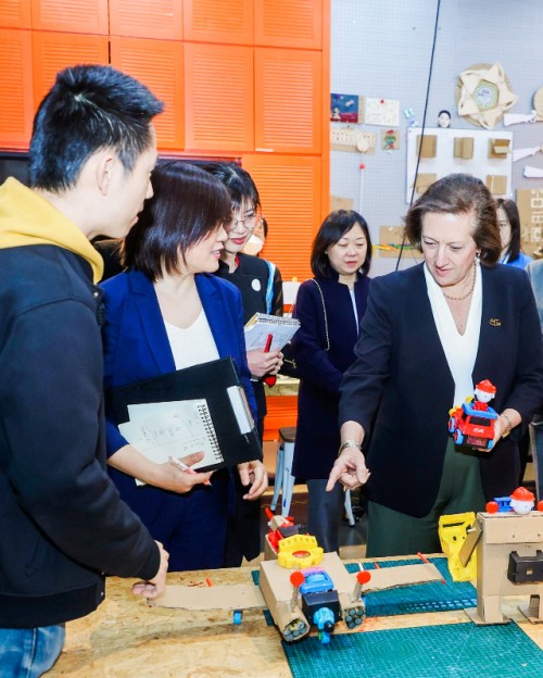 奥的斯与中国宋庆龄基金会携手推动科技教育高质量发展 