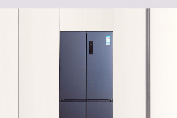 2023冰箱行业回暖，嵌入式冰箱持续走红，TCL白电刷新一体式美学