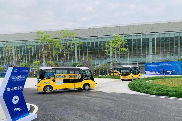 自动驾驶巴士亮相湖北国际物流峰会，蘑菇车联助力鄂州建设国际航空货运枢纽