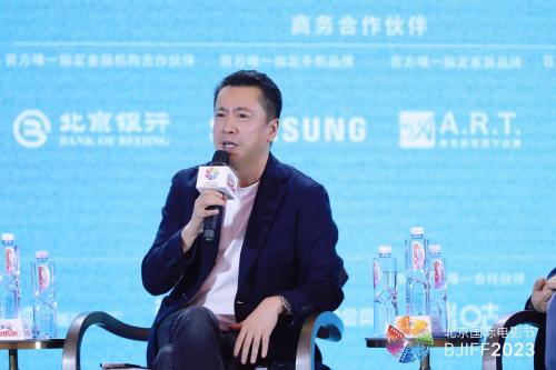 讲好故事，拥抱技术，华谊的电影工业化在路上：专访王中磊