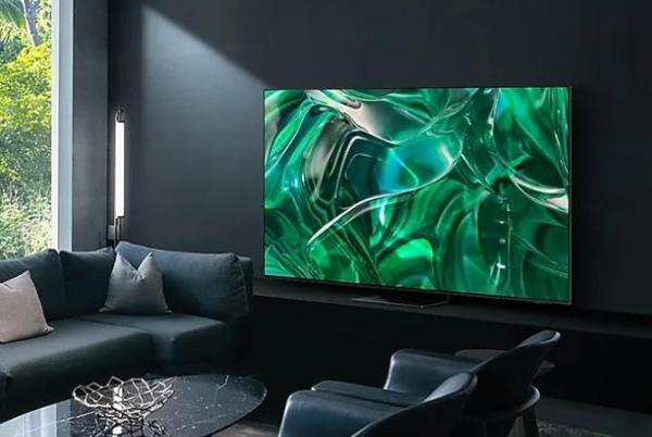 三星OLED电视创新演绎不凡视听，拿捏宅家观影氛围感 