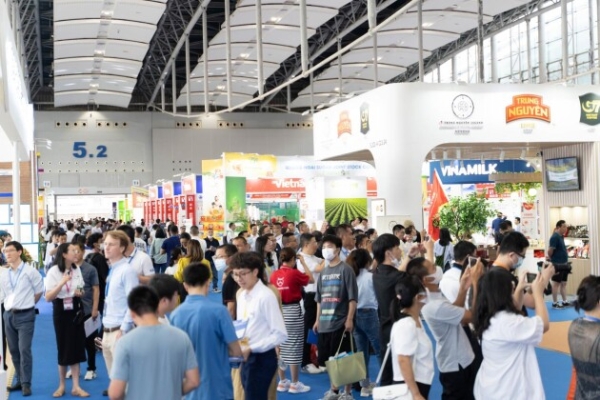 第十八届中国国际中小企业博览会闭幕 达成各类合作超百亿