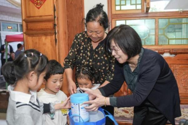 美赞臣基金会携手中国儿童少年基金会捐赠价值一千万元营养品