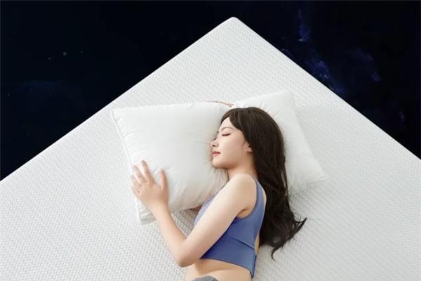 双虎星际舱床垫重磅发布，无弹簧床垫助力深度睡眠